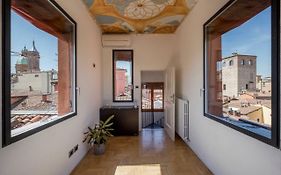 Esclusivo Appartamento Con Torre / Altana